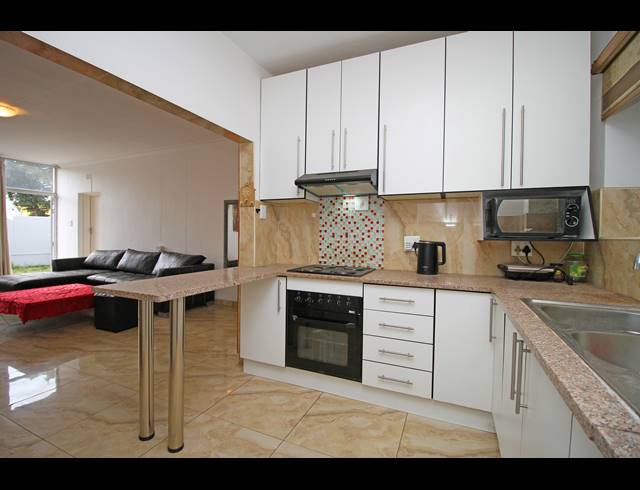 1 BEDROOM APARTMENT FOR SALE IN ORCHARDS